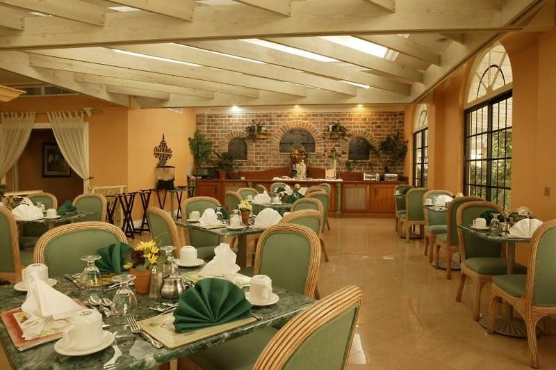 The Knutsford Court Hotel Kingston Restaurang bild