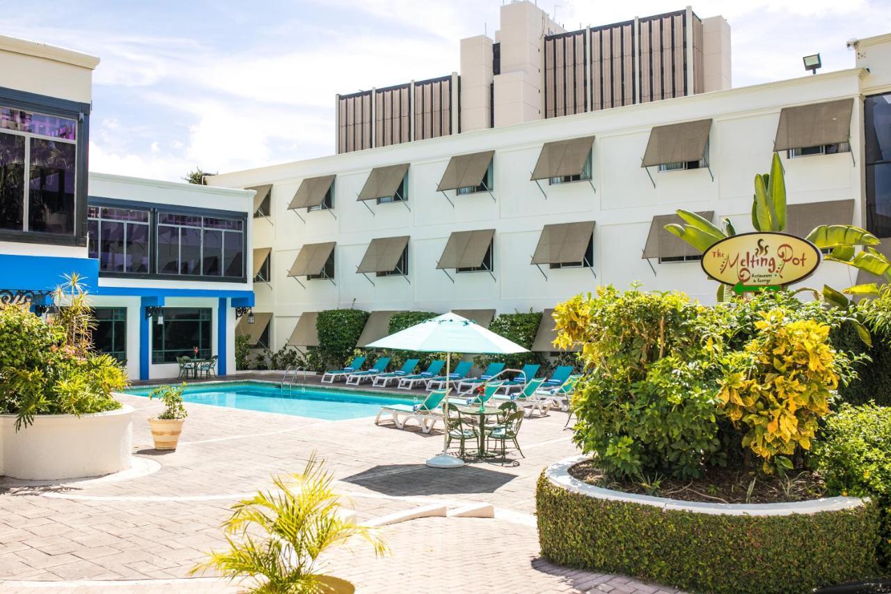 The Knutsford Court Hotel Kingston Exteriör bild
