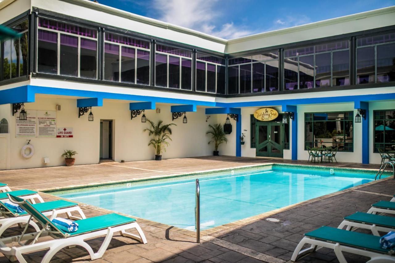 The Knutsford Court Hotel Kingston Exteriör bild