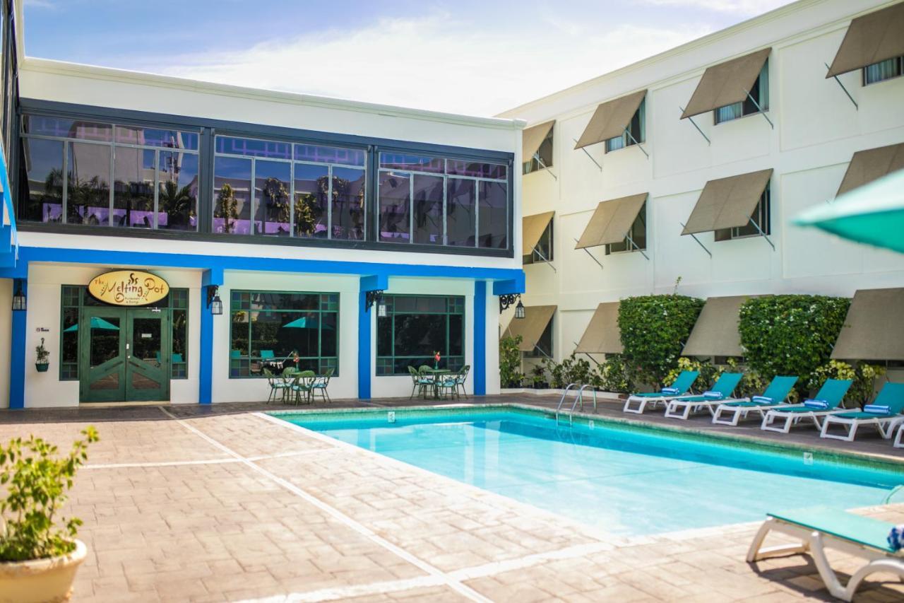 The Knutsford Court Hotel Kingston Exteriör bild